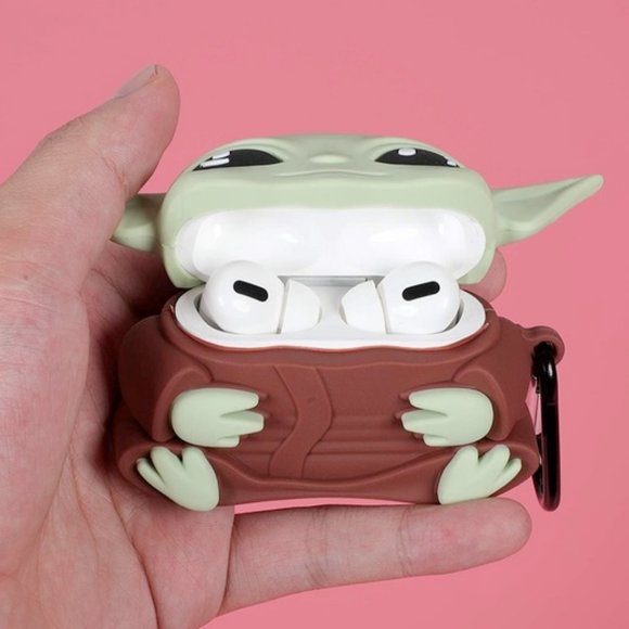 NWT Baby Yoda Mandalorian Grogu Silicone Case for Apple AirPods Pro - Picture 5 of 6